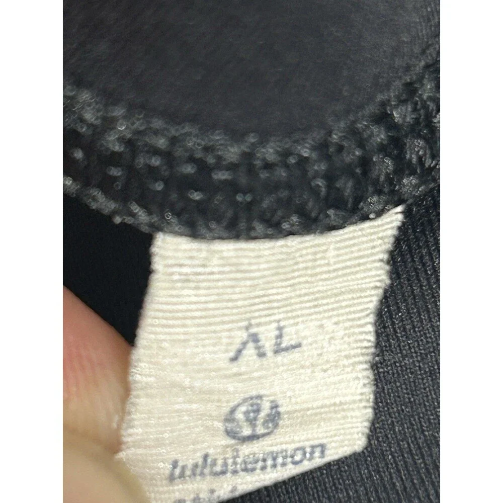 LULULEMON XL  Mens Camo Shorts Linerless 10